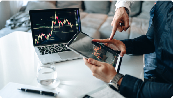Blockchain & Decentralized Finance (DeFi)
